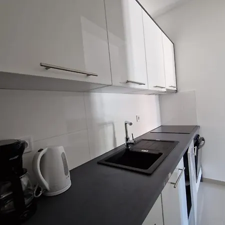 Amra In For Max 27 Persons Guest house Porec