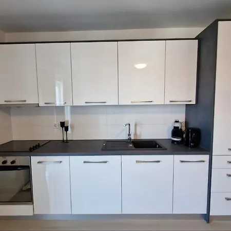 Guest house Amra In For Max 27 Persons Porec