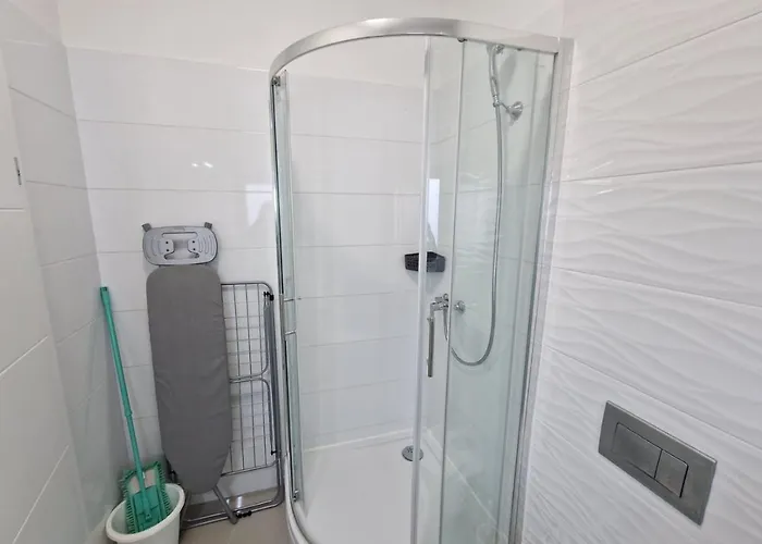 Amra In For Max 27 Persons Porec