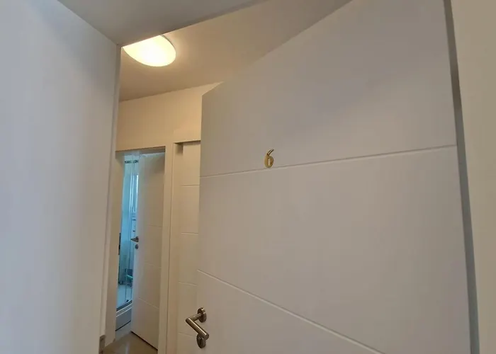 Hotel Amra In For Max 27 Persons Porec