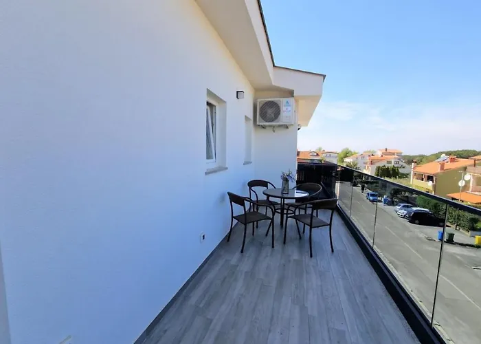 Hotel Amra In For Max 27 Persons Porec