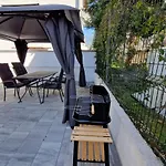 Hotel Amra In For Max 27 Persons